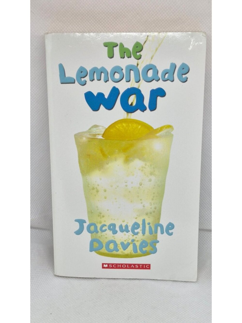 Vintage 2012 Scholastic Edition The Lemonade War | Jacqueline Davies Paperback B